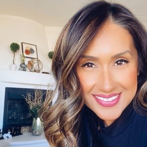 Meet your Posher, Lorraine